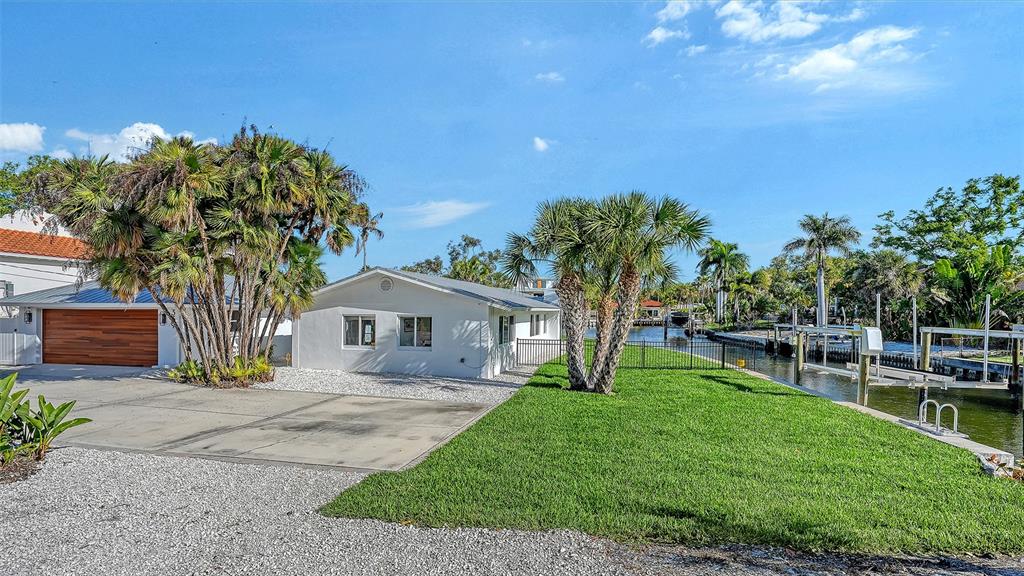 339 Treasure Boat Way Sarasota, FL 34242 - Photo 69 of 96