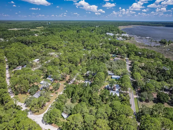 $295,000 | 69 Suwannee Avenue, Panacea, FL 32346
