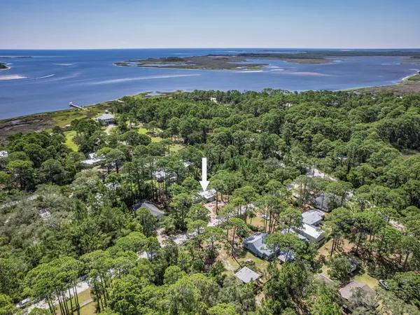 $295,000 | 69 Suwannee Avenue, Panacea, FL 32346