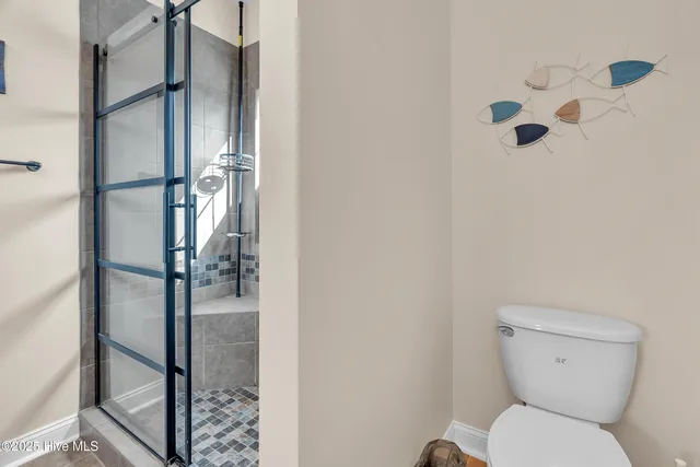 $360,000 | 406 Garland Shores Drive, Hubert, NC 28539