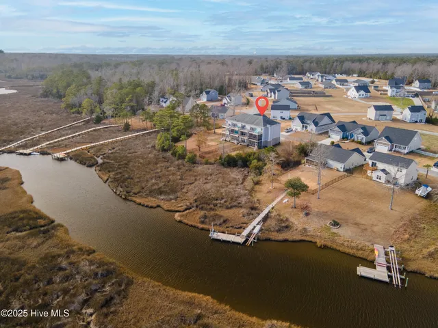 $360,000 | 406 Garland Shores Drive, Hubert, NC 28539