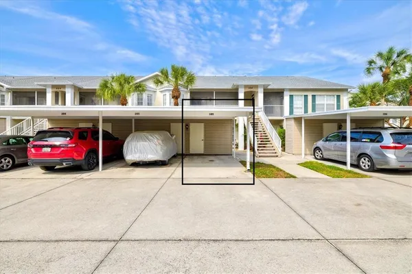 $199,900 | 404 Laurel Lake Drive, Unit 105, Venice, FL 34292