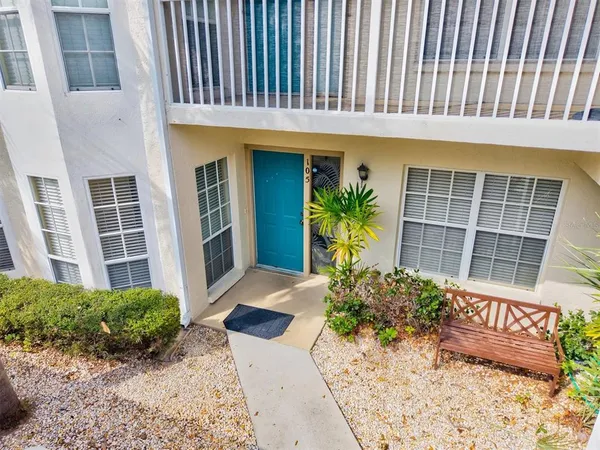 $199,900 | 404 Laurel Lake Drive, Unit 105, Venice, FL 34292