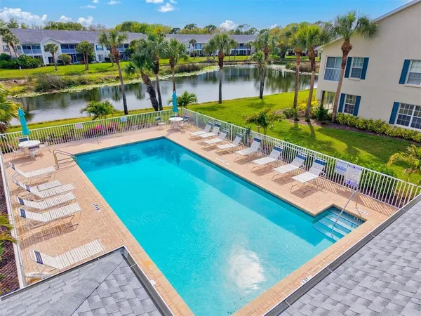 $199,900 | 404 Laurel Lake Drive, Unit 105, Venice, FL 34292