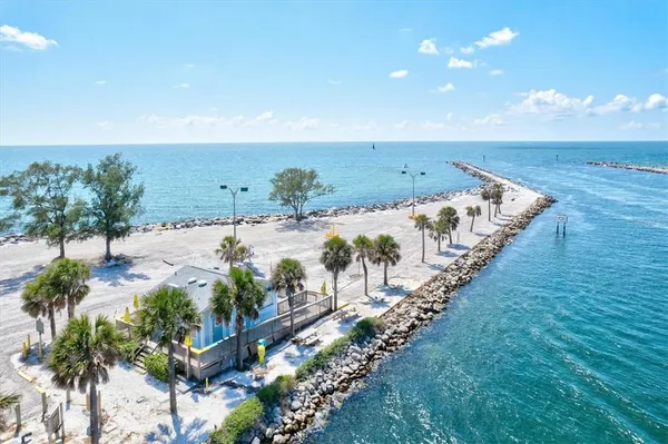 $199,900 | 404 Laurel Lake Drive, Unit 105, Venice, FL 34292