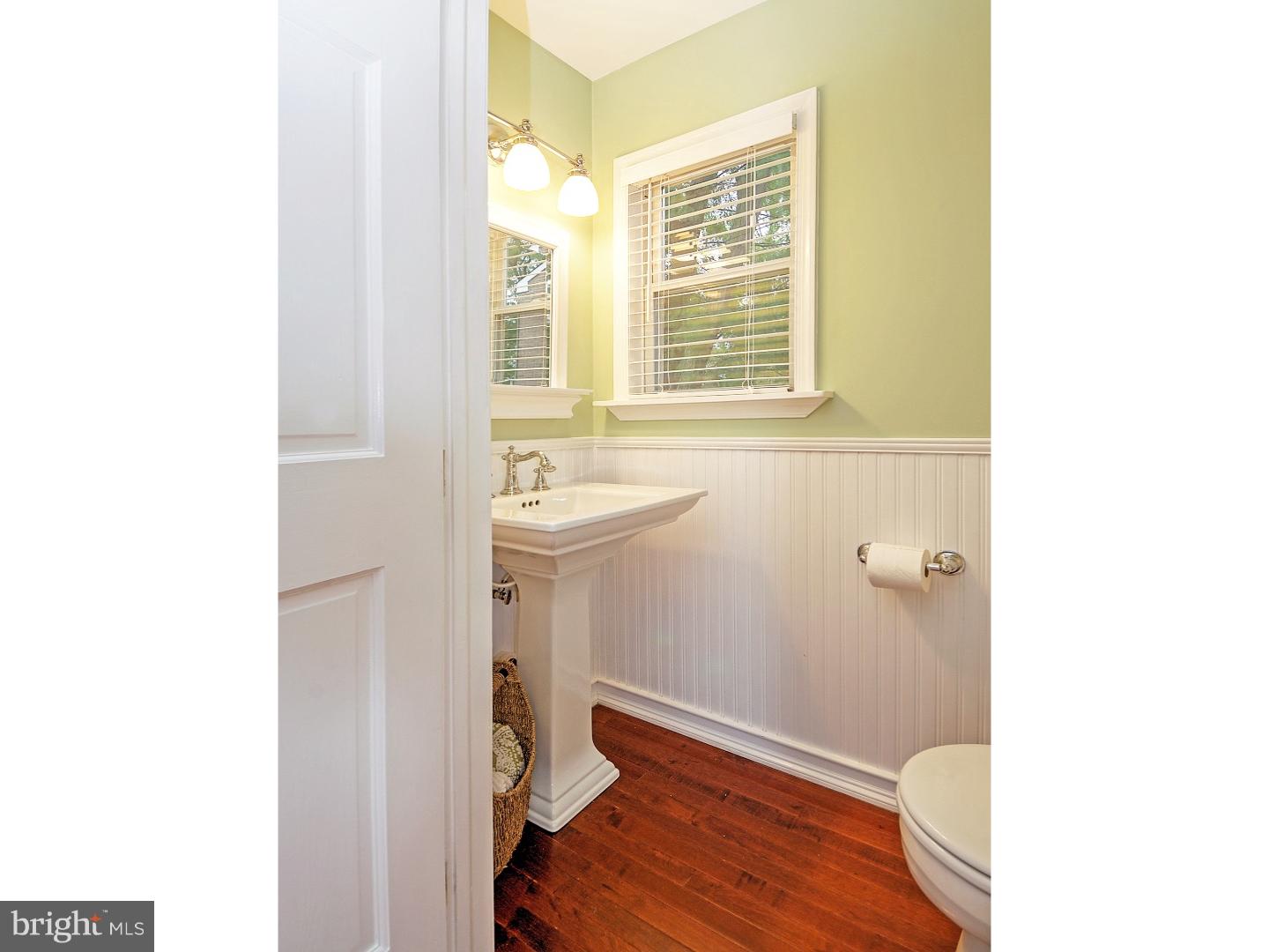 239 Potomac Road Wilmington, DE 19803 - Photo 17 of 25 Bathroom