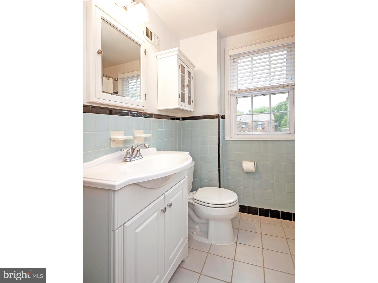 239 Potomac Road Wilmington, DE 19803 - Photo 23 of 25 Bathroom