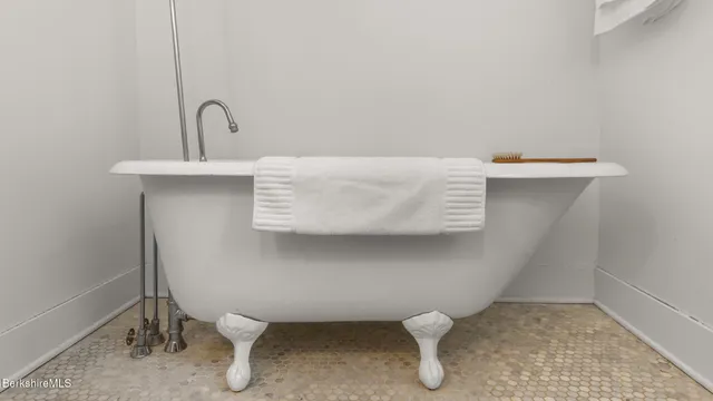 $1,249,000 | 127 Monument Valley Road, Great Barrington, MA 01230