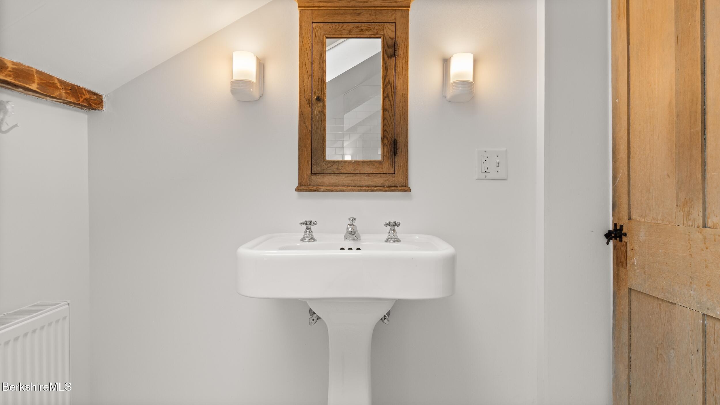 127 Monument Valley Road Great Barrington, MA 01230 - Photo 44 of 55 DSC00135LR