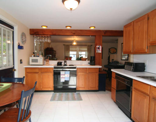 11 Karen Road Wakefield, MA 01880 - Photo 6 of 13 Gallery Image 6