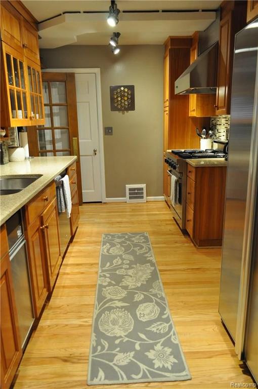 32219 West 14 Mile Road Farmington, MI 48334 - Photo 6 of 40