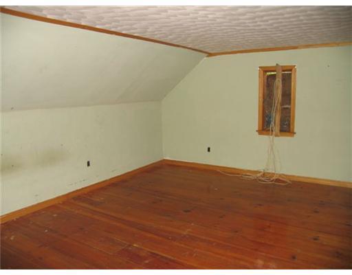 865 Pinnacle Road Liberty, ME 04949 - Photo 8 of 8 Den/Family/Great Room.