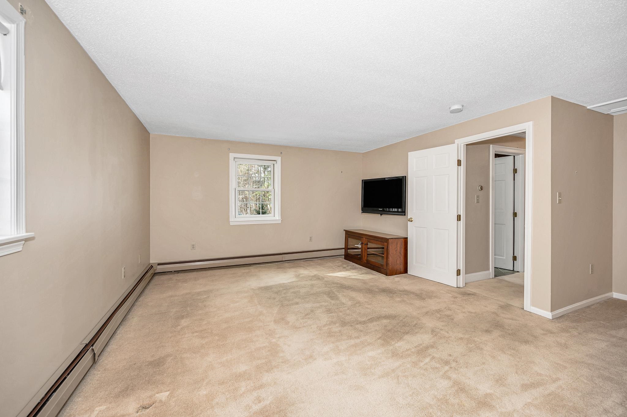 1 Cardinal Road Windham, NH 03087 - Photo 33 of 57