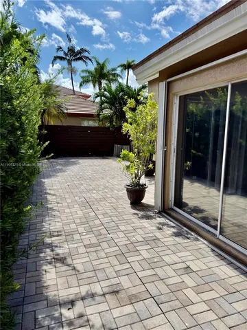 $3,975 | 9970 Northwest 32nd Street, Unit 9970, Doral, FL 33172
