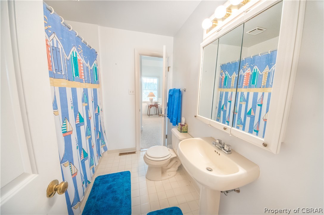 1026 Fishing Bay Road Deltaville, VA 23043 - Photo 16 of 28