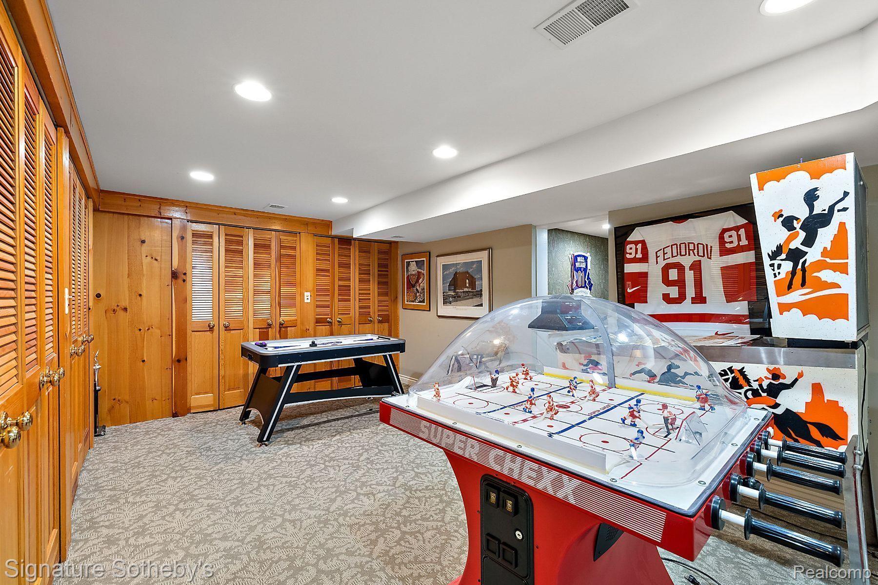 340 Keswick Road Bloomfield Hills, MI 48304 - Photo 43 of 58 Gallery Image 43