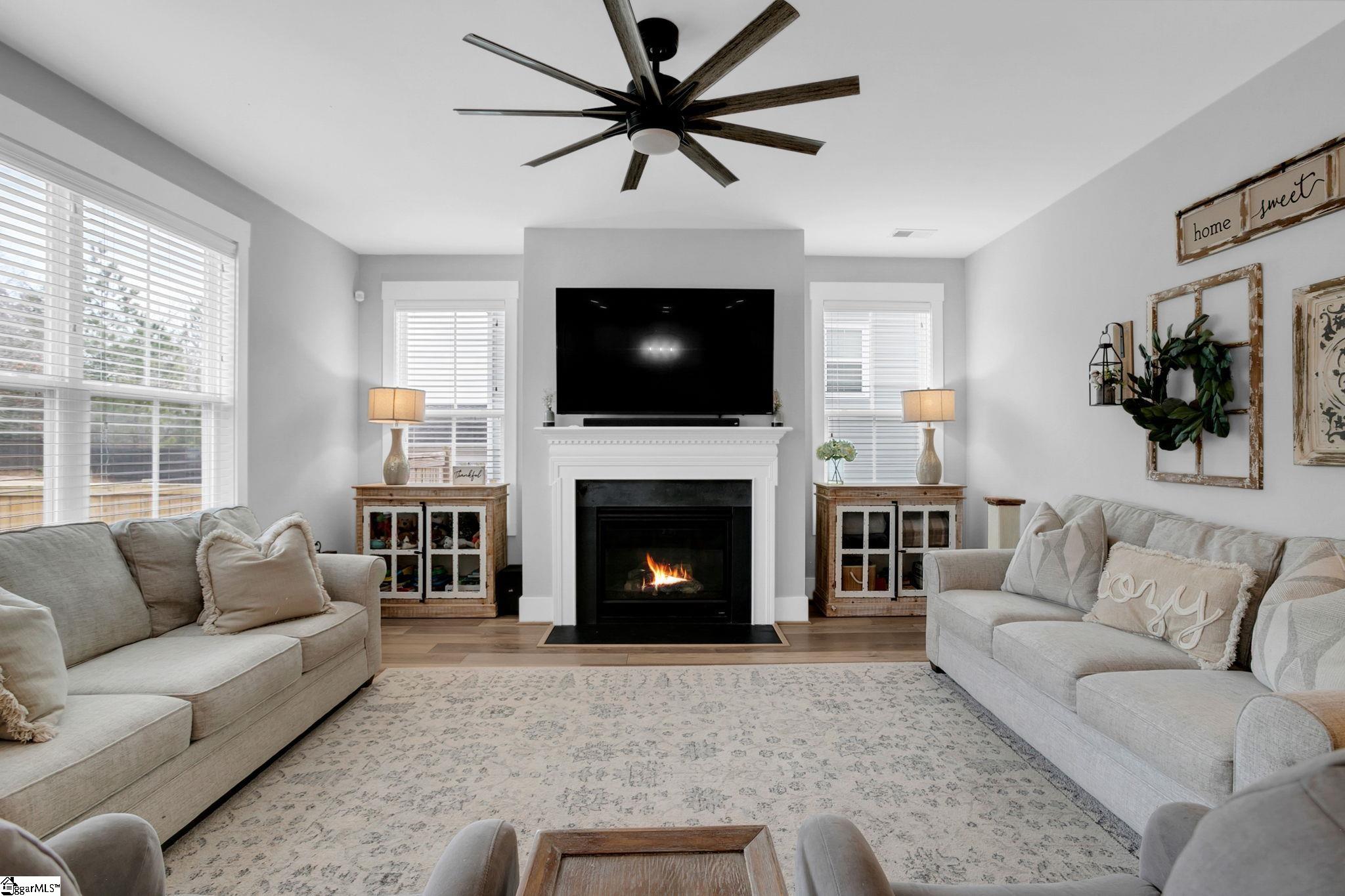 204 Noble Street Greer, SC 29651 - Photo 4 of 33