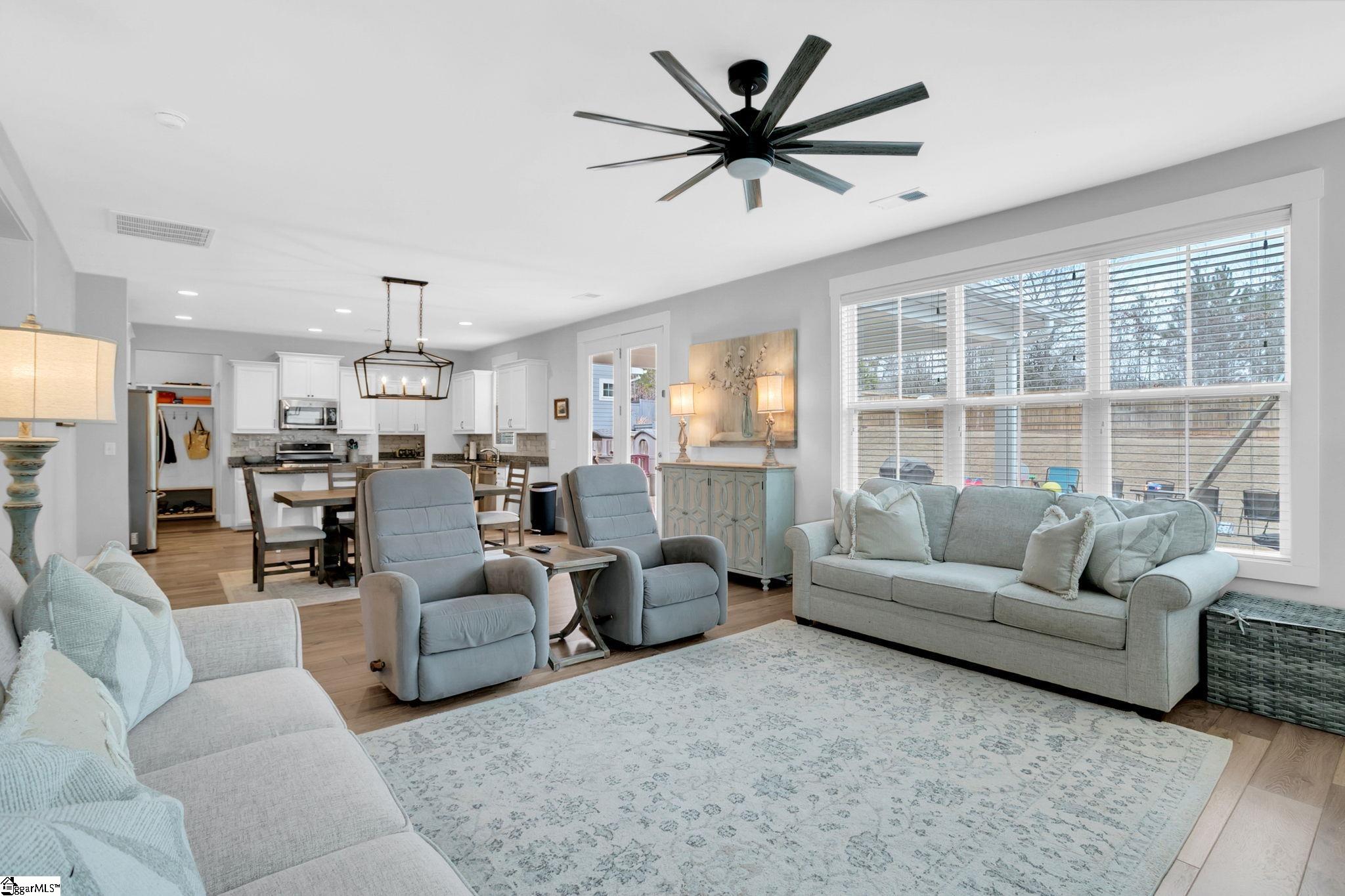 204 Noble Street Greer, SC 29651 - Photo 6 of 33