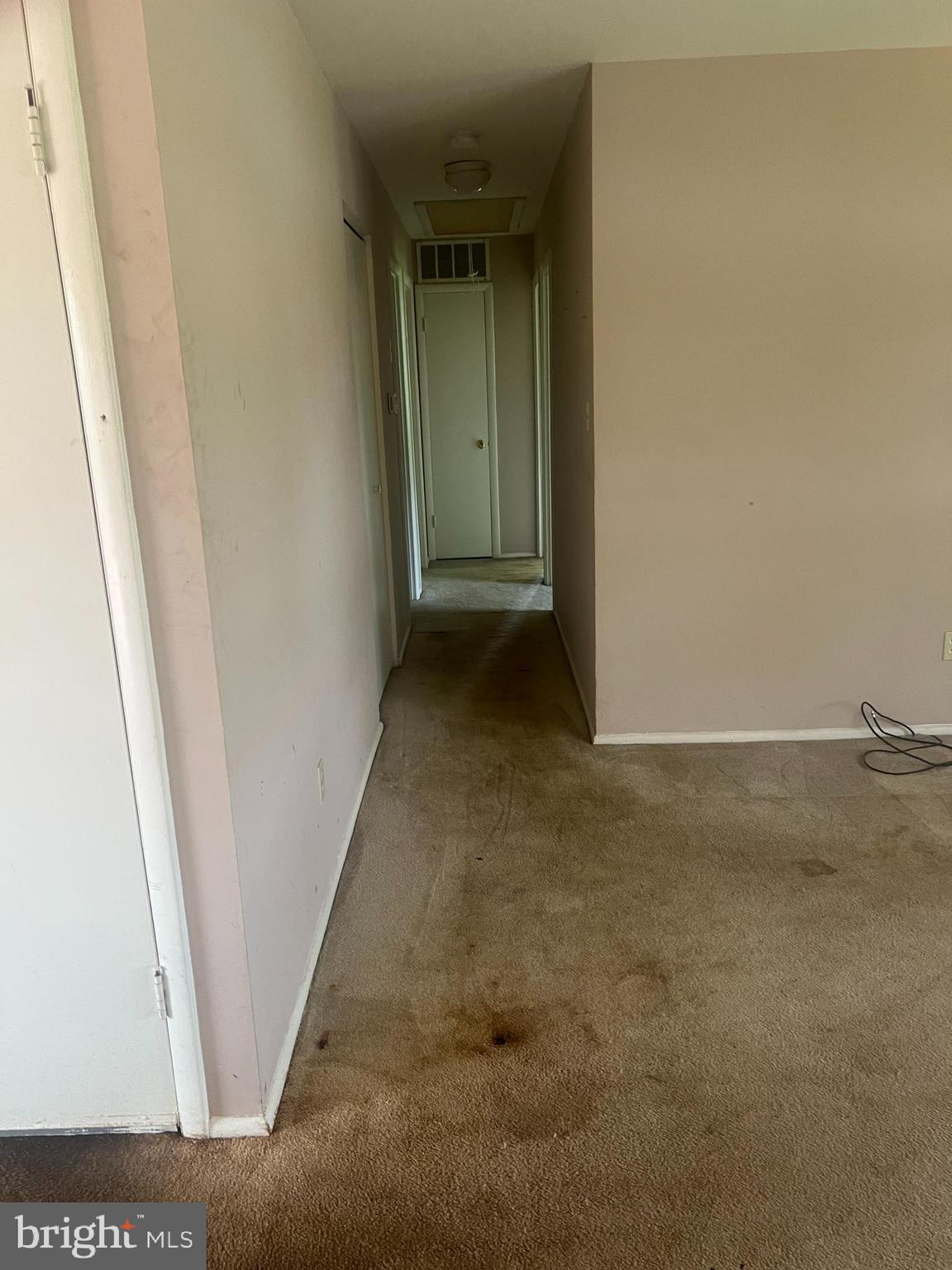1598 Bowis Drive Point of Rocks, MD 21777 - Photo 11 of 29 Hall