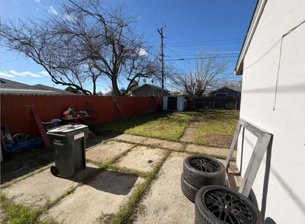 $305,000 | 6207 Fairfax Way, North Highlands, CA 95660