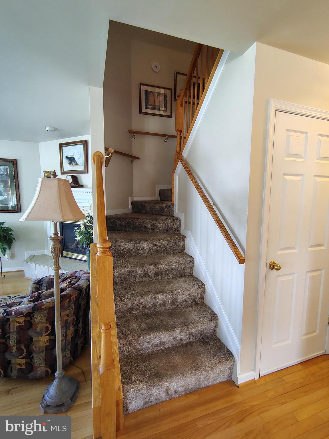 2424 Golupski Road Baltimore, MD 21221 - Photo 15 of 26 Staircase