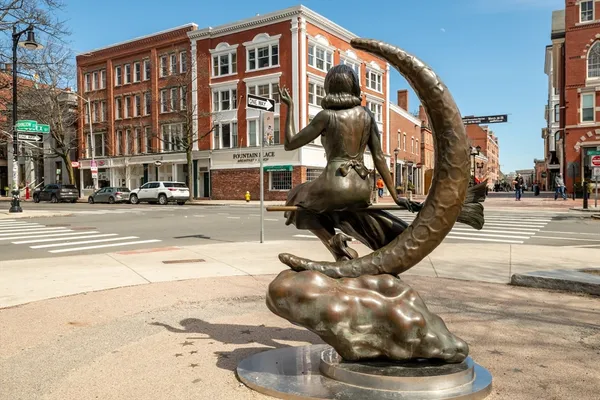 $574,900 | 99 Washington Street, Unit 33, Salem, MA 01970