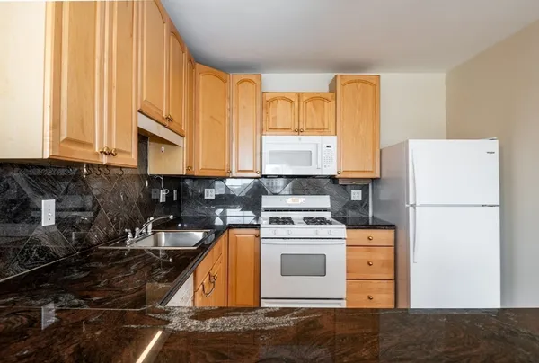 $574,900 | 99 Washington Street, Unit 33, Salem, MA 01970