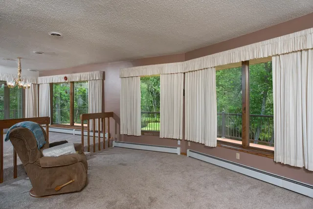 $774,000 | N2068 State Road 22, Wautoma, WI 54982