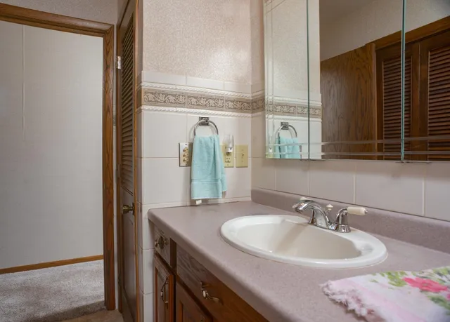 $774,000 | N2068 State Road 22, Wautoma, WI 54982