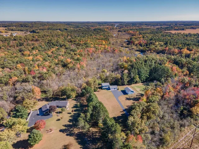 $774,000 | N2068 State Road 22, Wautoma, WI 54982