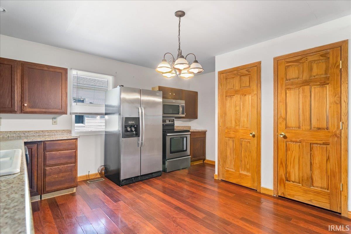 628 South Prince Street Princeton, IN 47670 - Photo 8 of 22