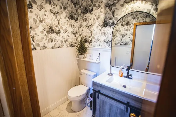 $1,149,000 | 4112 Miller Road, St. Joseph, MO 64505