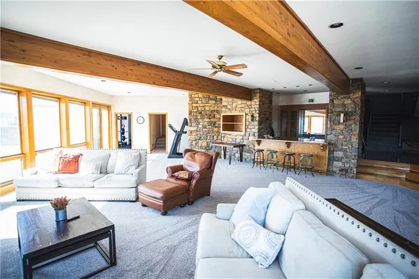 $1,149,000 | 4112 Miller Road, St. Joseph, MO 64505