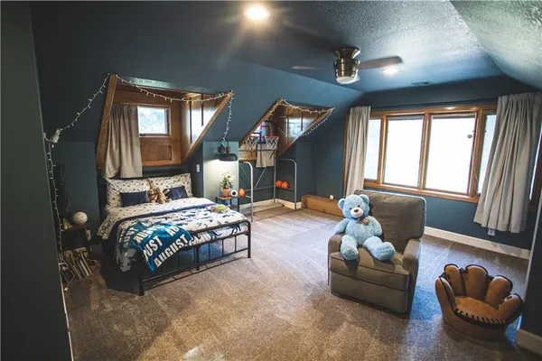 $1,149,000 | 4112 Miller Road, St. Joseph, MO 64505