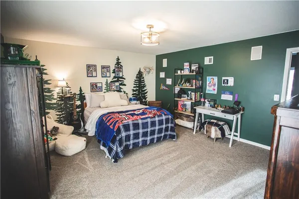 $1,149,000 | 4112 Miller Road, St. Joseph, MO 64505