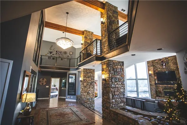 $1,149,000 | 4112 Miller Road, St. Joseph, MO 64505