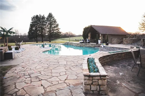 $1,049,000 | 4112 Miller Road, St. Joseph, MO 64505