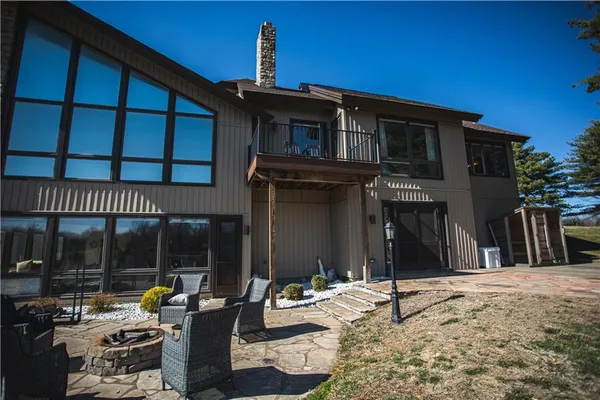$1,149,000 | 4112 Miller Road, St. Joseph, MO 64505
