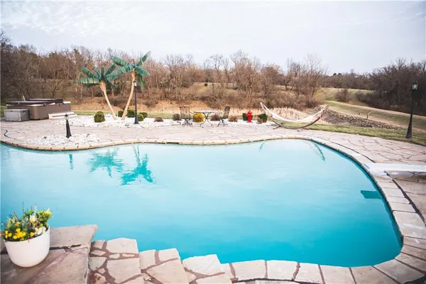 $1,149,000 | 4112 Miller Road, St. Joseph, MO 64505