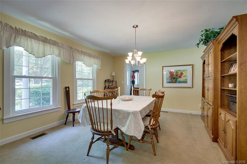 614 South Country Club Road Brevard, NC 28712 - Photo 5 of 13 Gallery Image 5