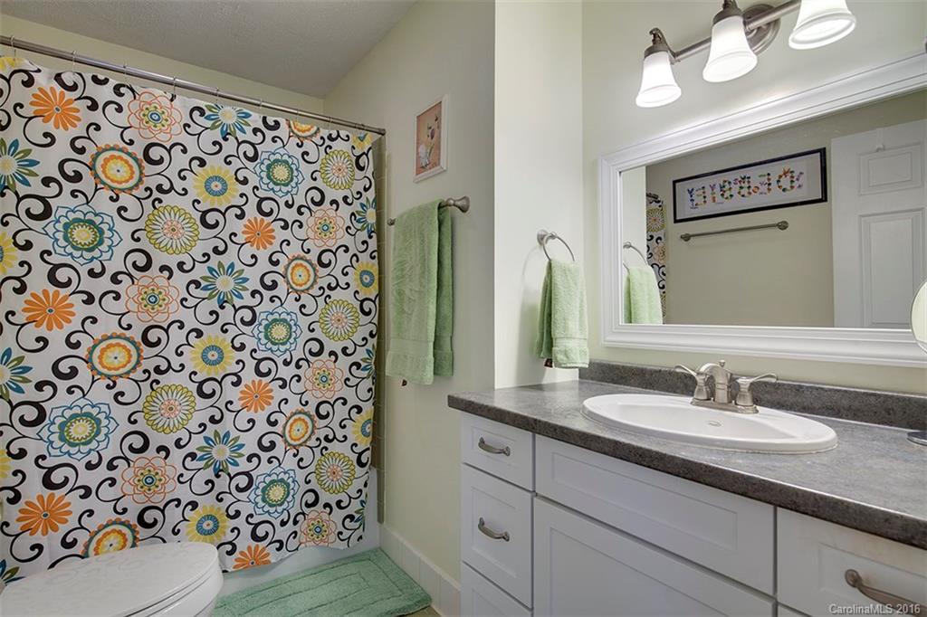 614 South Country Club Road Brevard, NC 28712 - Photo 8 of 13 Gallery Image 8