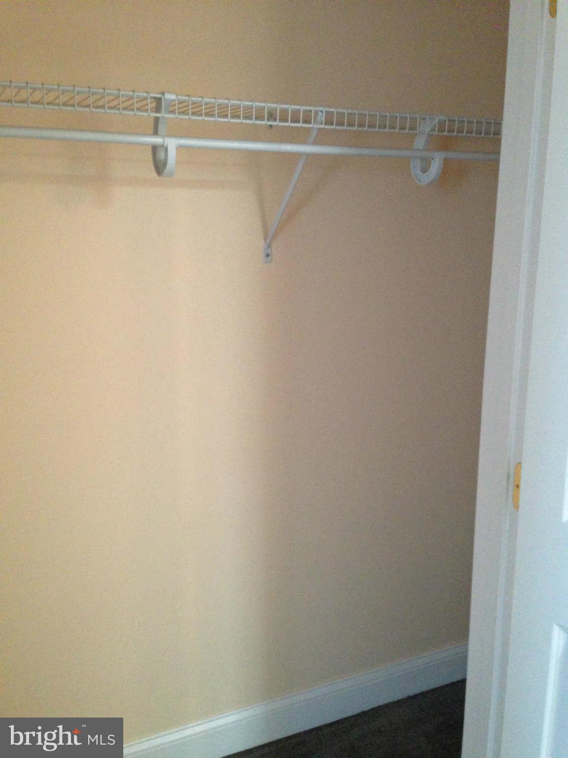 7381 Edsworth Road Baltimore, MD 21222 - Photo 7 of 13 Interior (General)