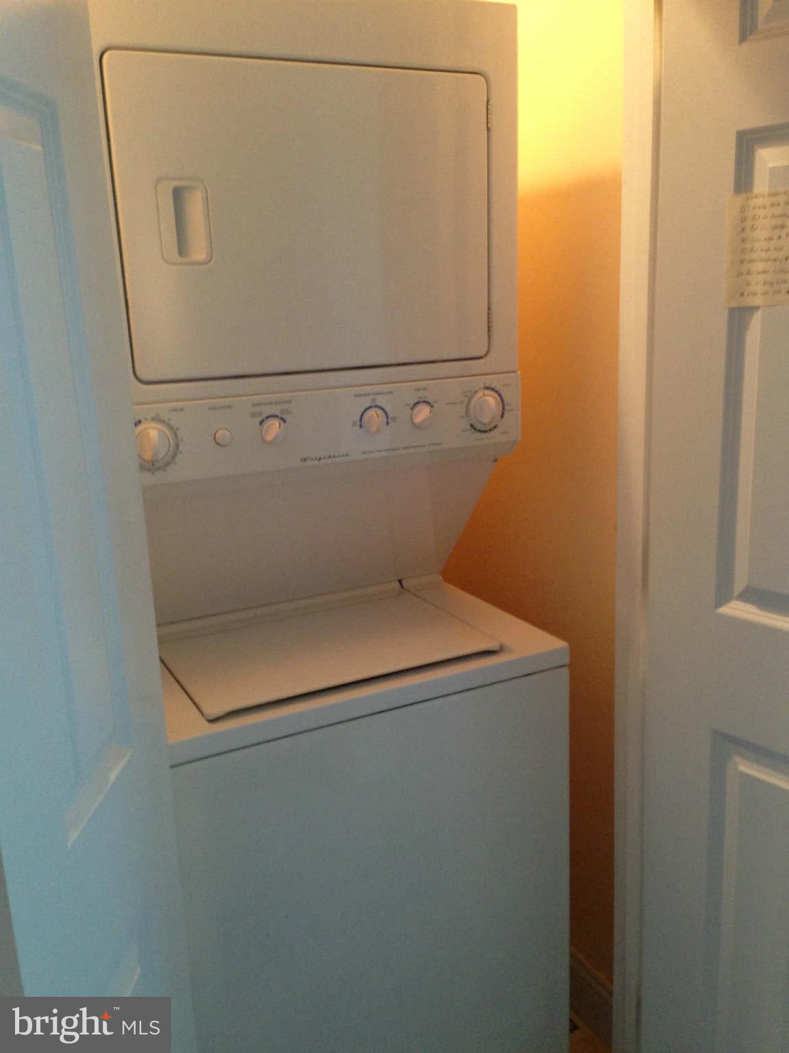 7381 Edsworth Road Baltimore, MD 21222 - Photo 8 of 13 Interior (General)