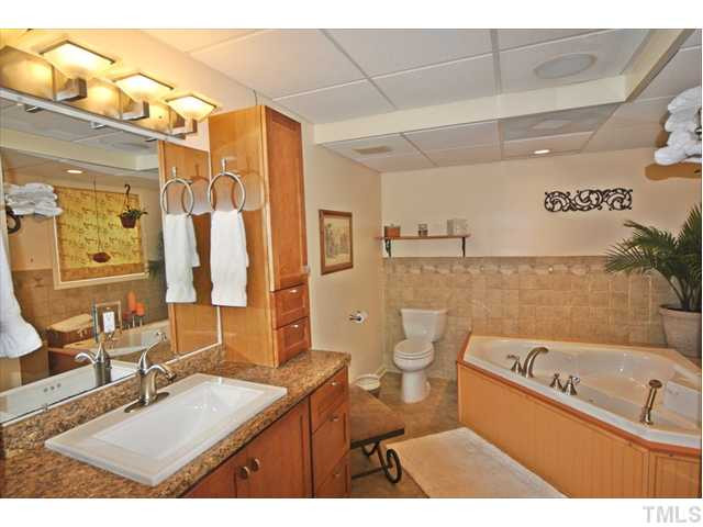 9020 Oneal Road Raleigh, NC 27613 - Photo 16 of 25 Master Bath/Spa