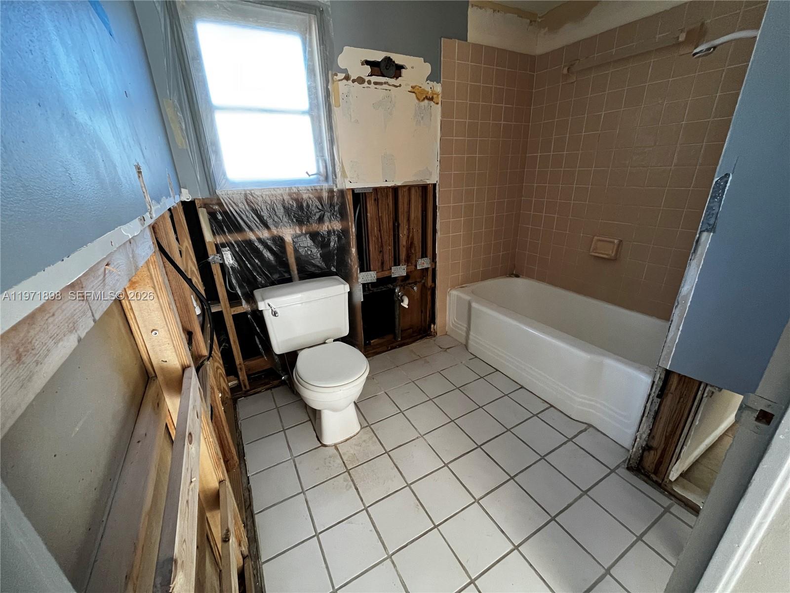 325 South Manor Drive Stuart, FL 34994 - Photo 19 of 27 Full Bath 1