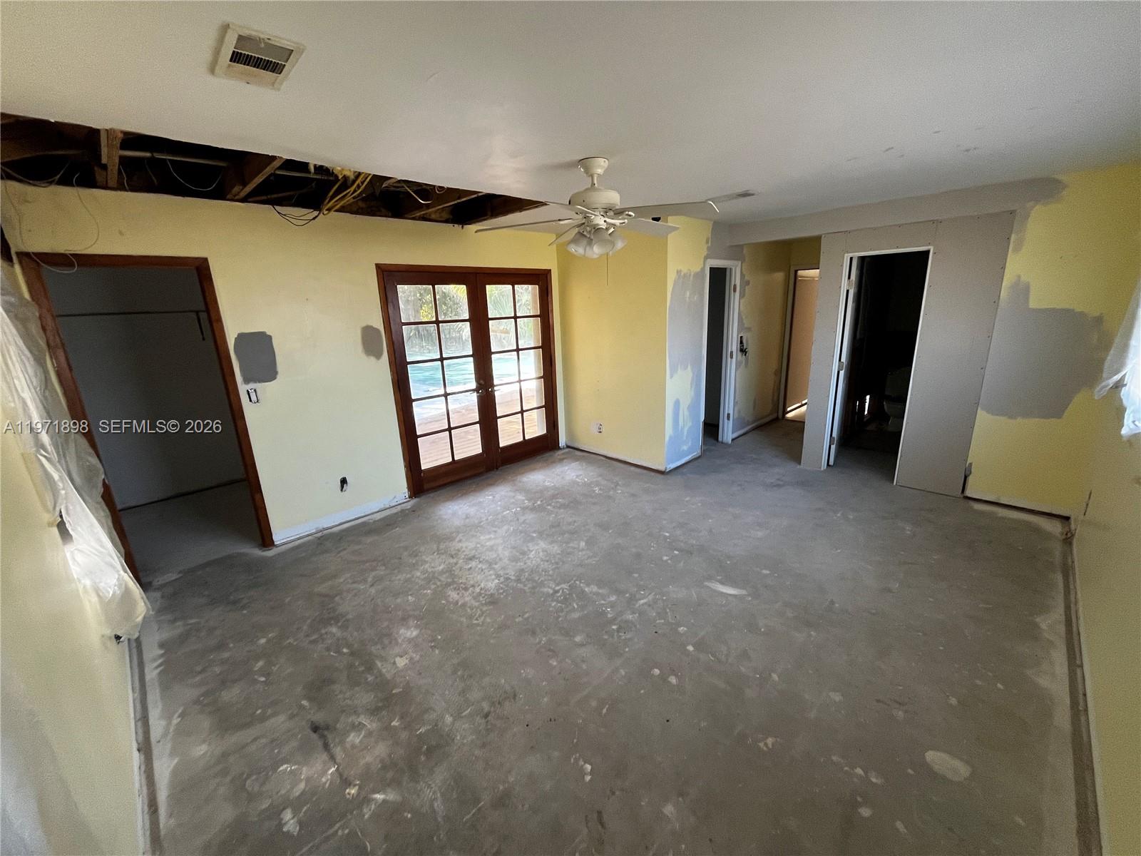 325 South Manor Drive Stuart, FL 34994 - Photo 20 of 27