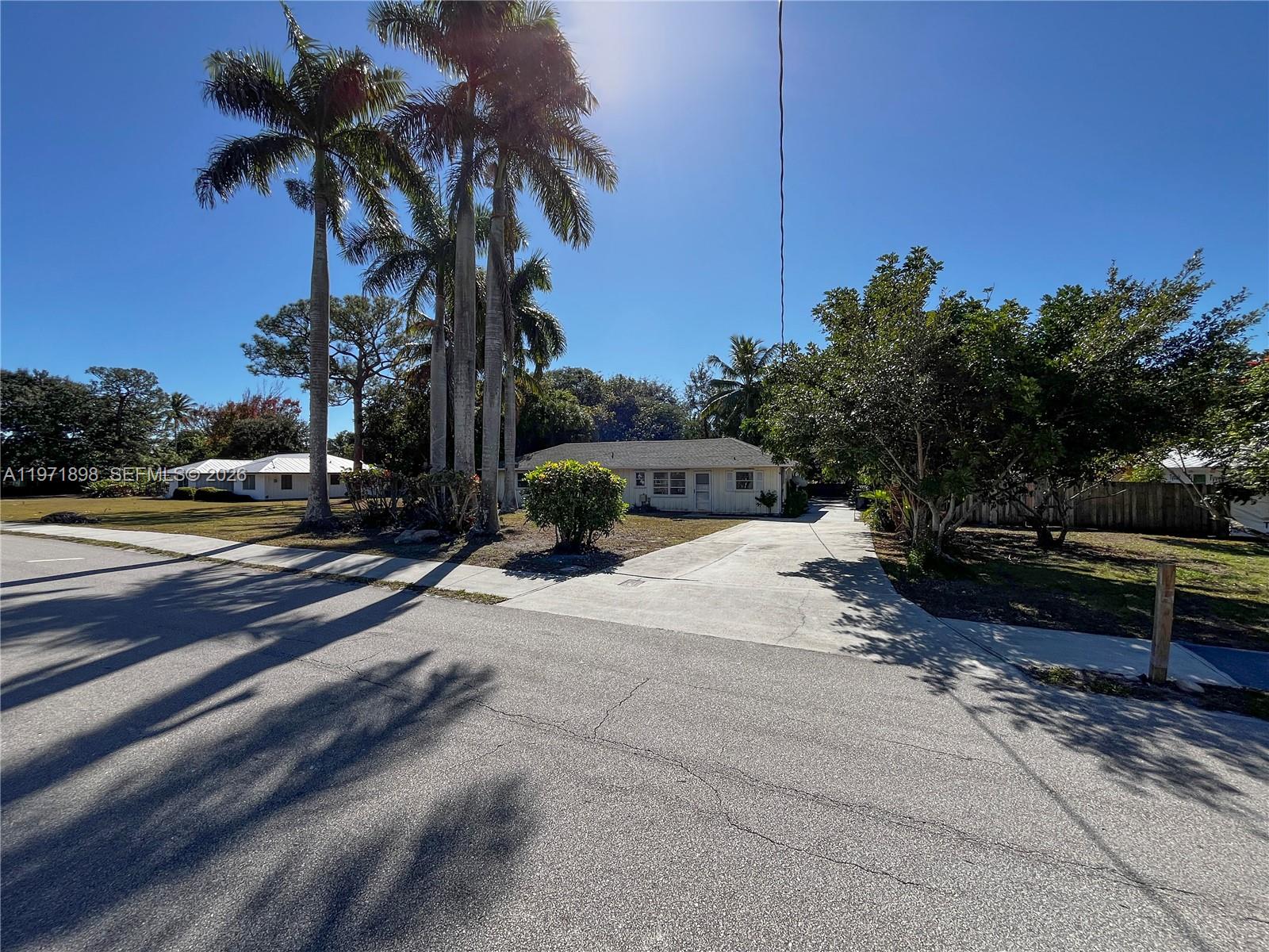 325 South Manor Drive Stuart, FL 34994 - Photo 26 of 27