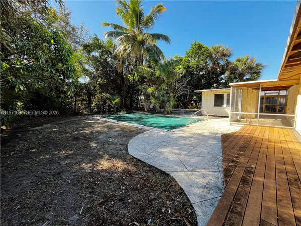 $207,500 | 325 South Manor Drive, Stuart, FL 34994