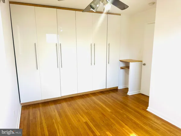 $3,200 | 11231 Ashley Drive, Rockville, MD 20852