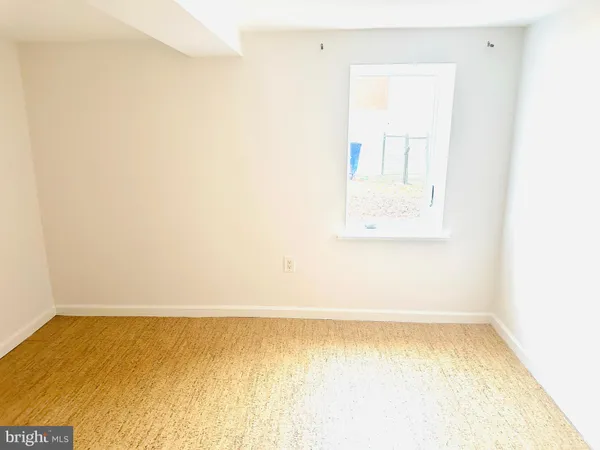 $3,200 | 11231 Ashley Drive, Rockville, MD 20852